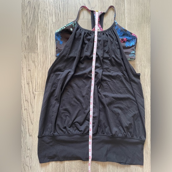 Lulu no limits tank top size 6 - Picture 4 of 8